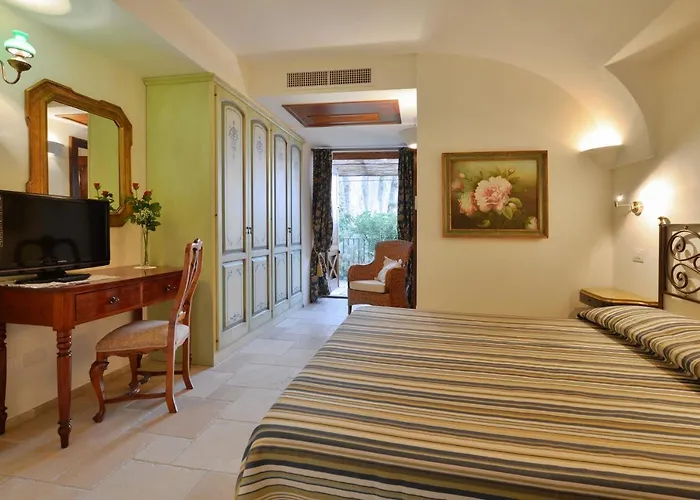 San Francesco 4* 아그로폴리